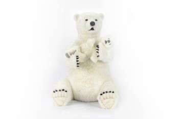 Life-size and realistic plush animals.  0578 - POLAR BEAR MAMA WITH BABY 30.3"H